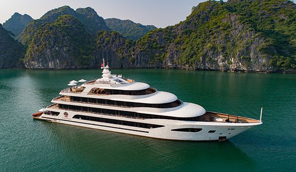 Scarlet Pearl Cruise